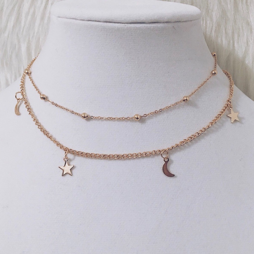 Gold star & moon charm choker necklace βοΈβ‘οΈβ¨ - Picture 2 of 5